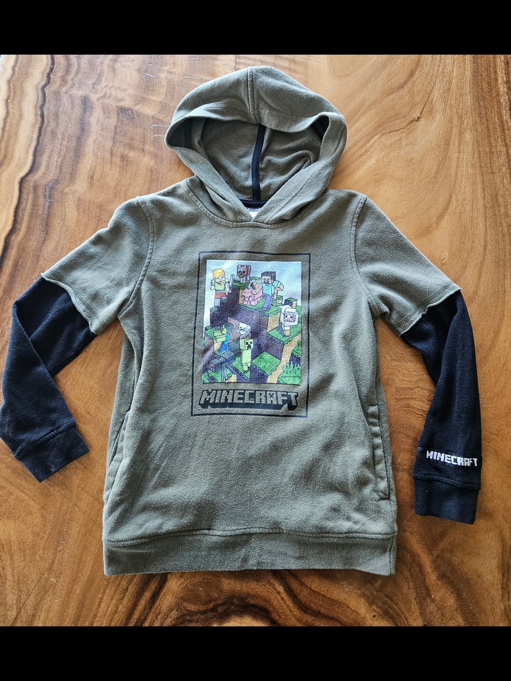 Minecraft Hooded Pullover Youth Size 6 - 7